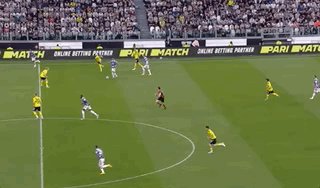 yl23455永利-尤文11打9惊险抢回1分，博洛尼亚2张红牌冤不冤？